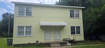 featured image of 2732 E 29th Pl N