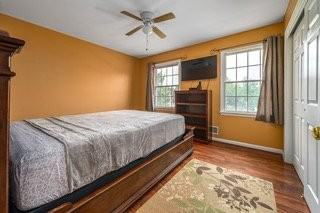 4 Red Maple Ct - Photo 7 of 20