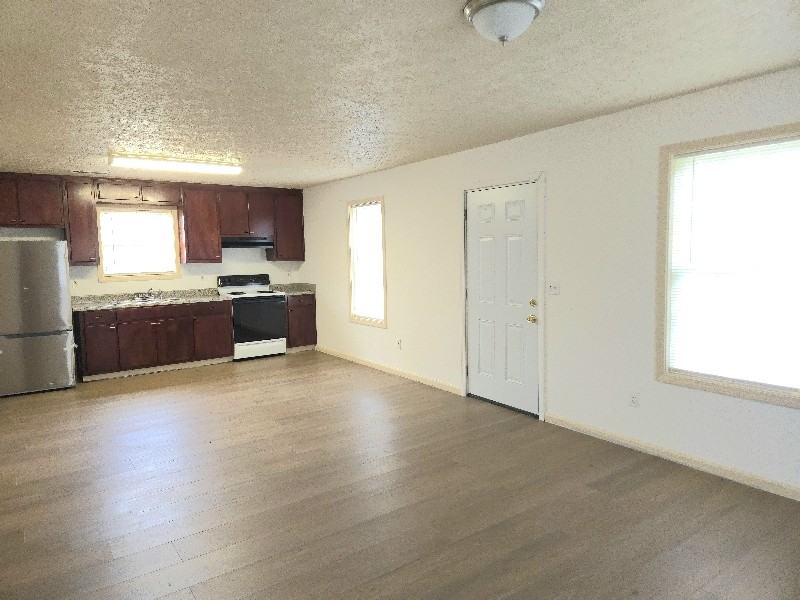 402 N 12th St - Photo 3 of 7
