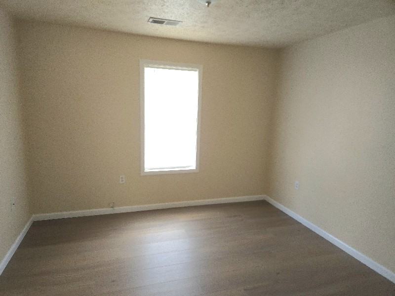 402 N 12th St - Photo 7 of 7