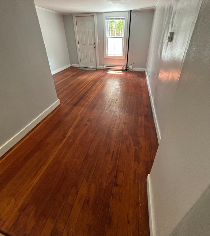 13 Lincoln St #B - Photo 3 of 9
