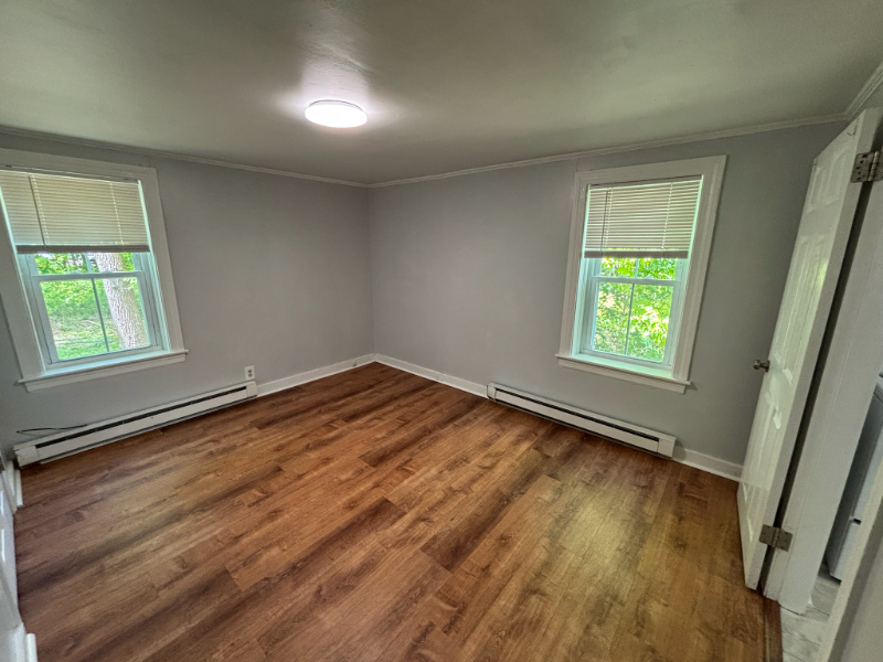 13 Lincoln St #B - Photo 7 of 9