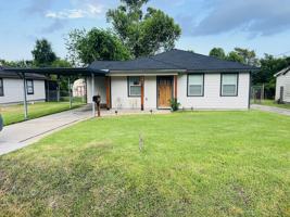 featured image of 925 Cimarron St