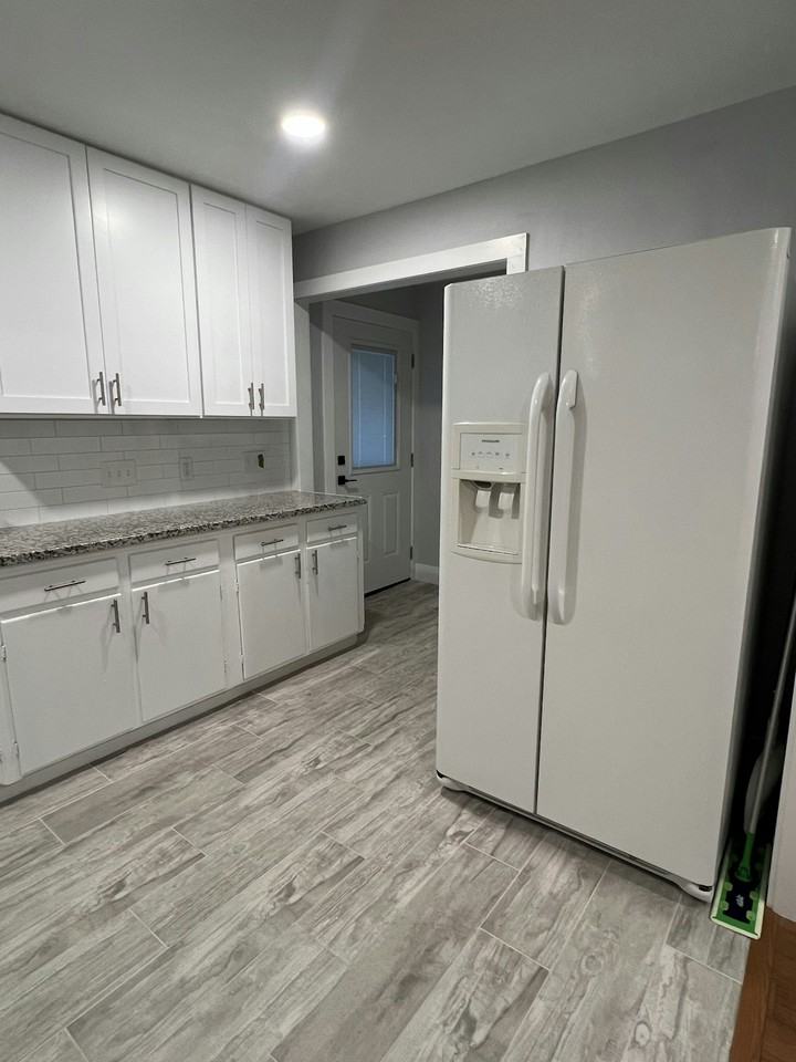 925 Cimarron St - Photo 7 of 29