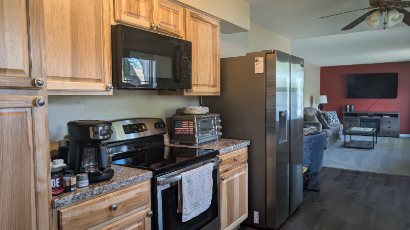 8 17th Ave S - Photo 3 of 14