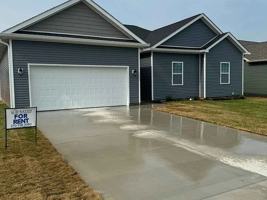 featured image of 2613 Cedrus Ave