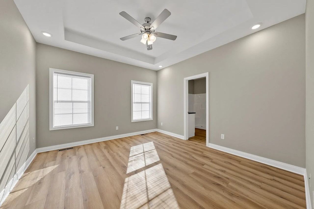 2613 Cedrus Ave - Photo 6 of 19