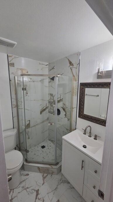 219 N Isabel St #5 - Photo 5 of 17