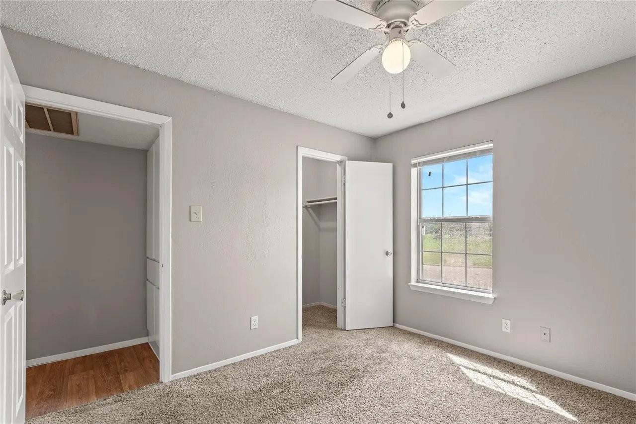 1625 Mary K Ln #1627 - Photo 3 of 16