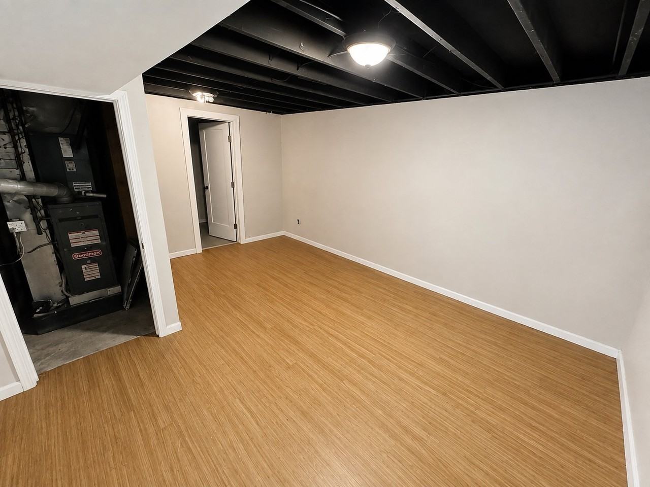539 S Deveron Dr - Photo 5 of 6