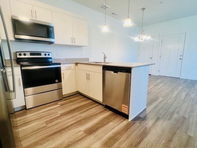 13713 S Hanley Ln - Photo 2 of 23
