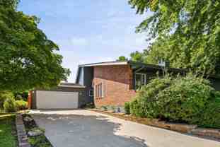 235 Sw Seagull St - Photo 1 of 1
