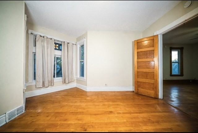 701 Bedford St #2 - Photo 5 of 20