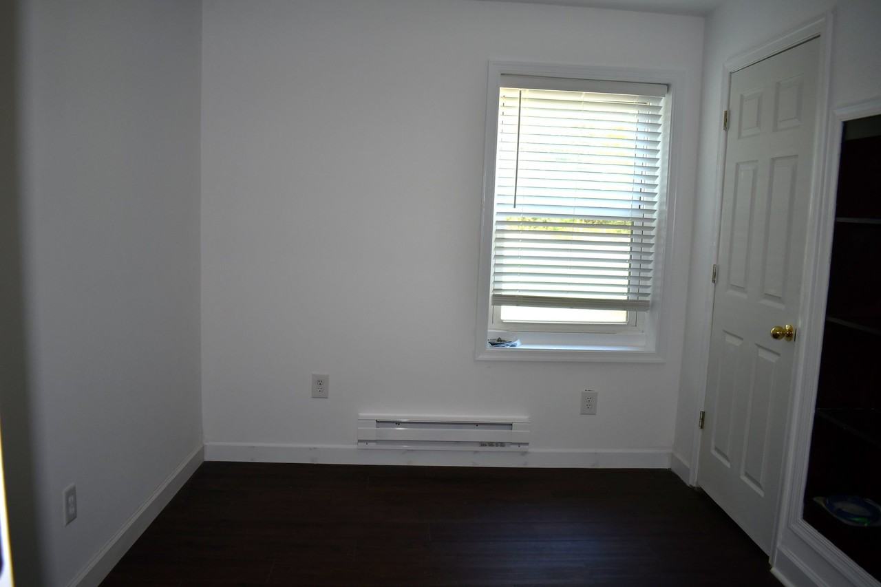 11601 Heron Dr - Photo 5 of 14