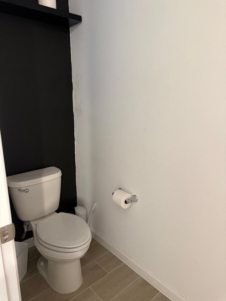 1747 Carnelian St - Photo 4 of 19