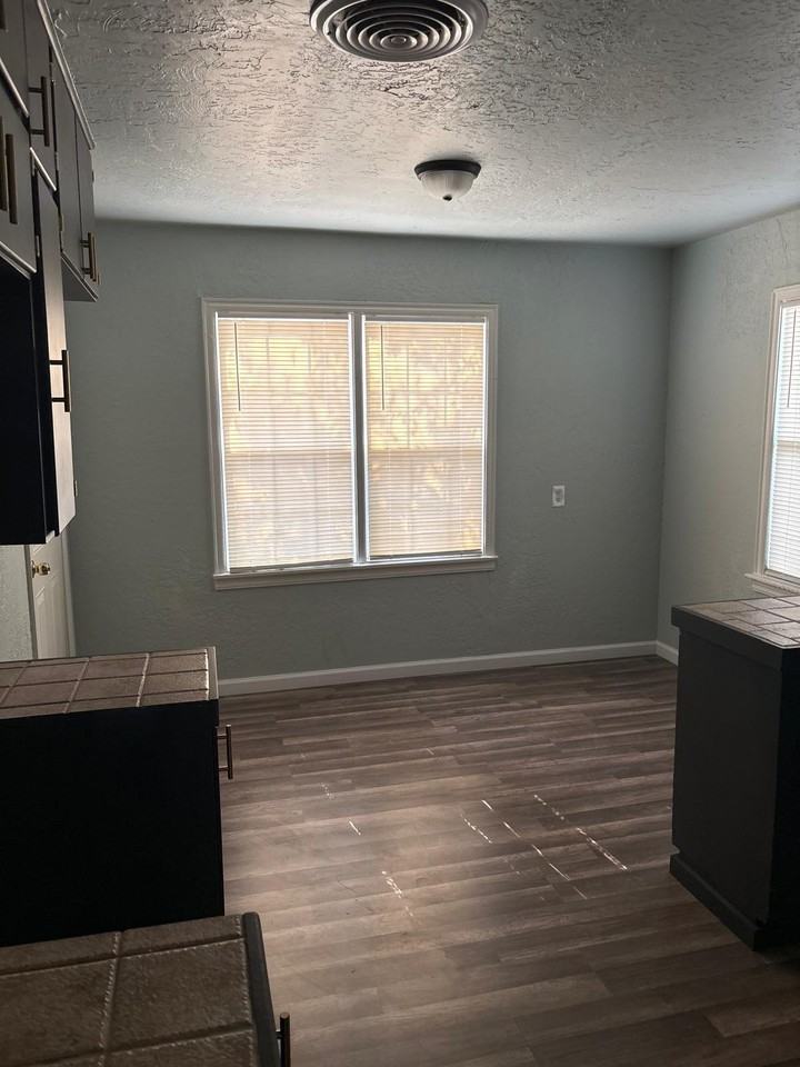 2916 Nw Prentice Ave - Photo 5 of 15