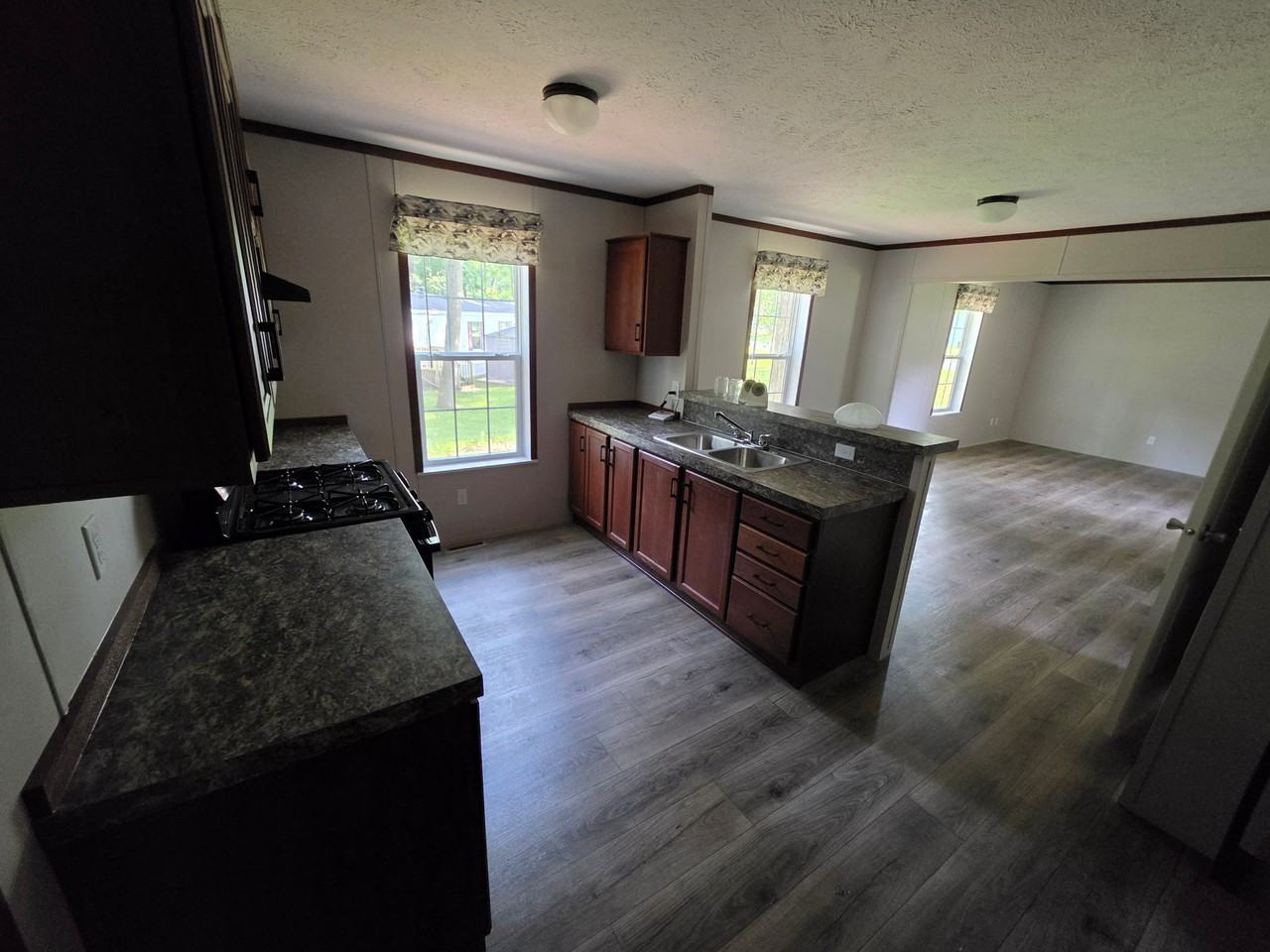 12515 Bonnie Ln #112 - Photo 3 of 8