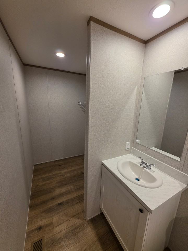 12515 Bonnie Ln #105 - Photo 2 of 5