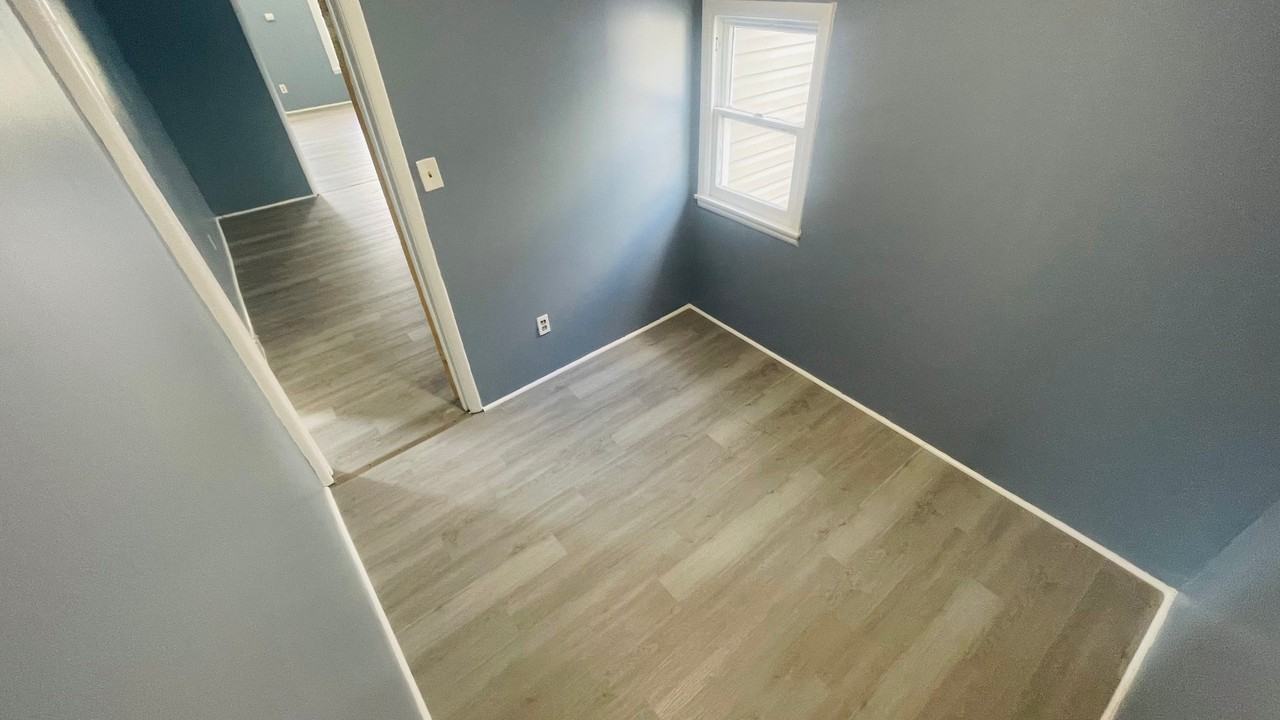 1415 Seymour Ave - Photo 7 of 14