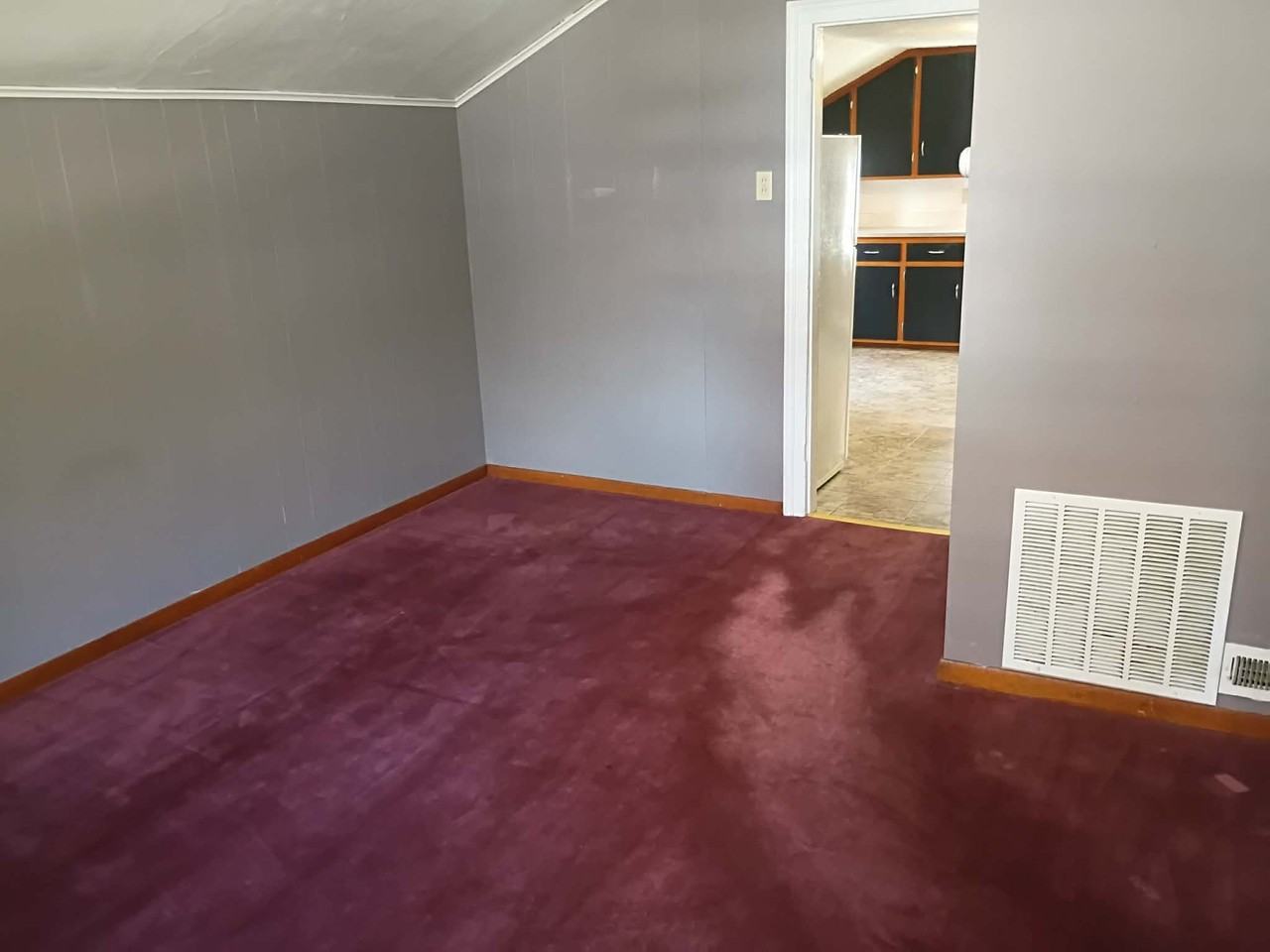 1610 Poplar St - Photo 2 of 9