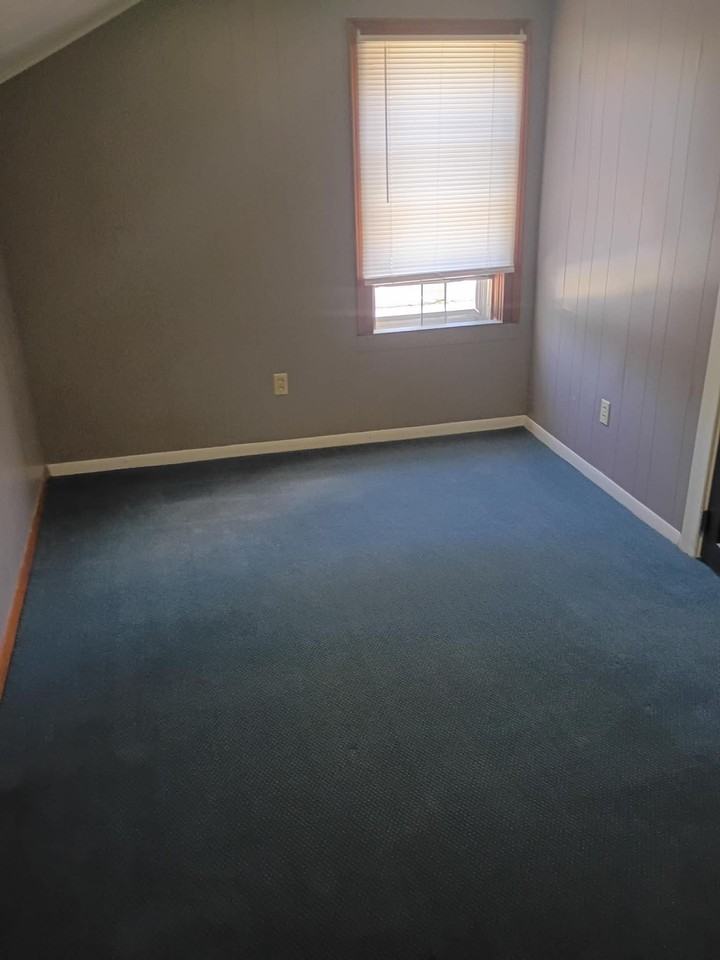 1610 Poplar St - Photo 5 of 9