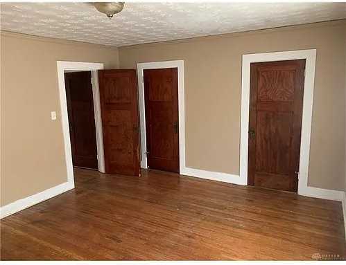 992 Manhattan Ave #992 - Photo 6 of 11