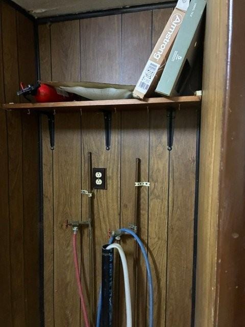 611 Oak St - Photo 7 of 7