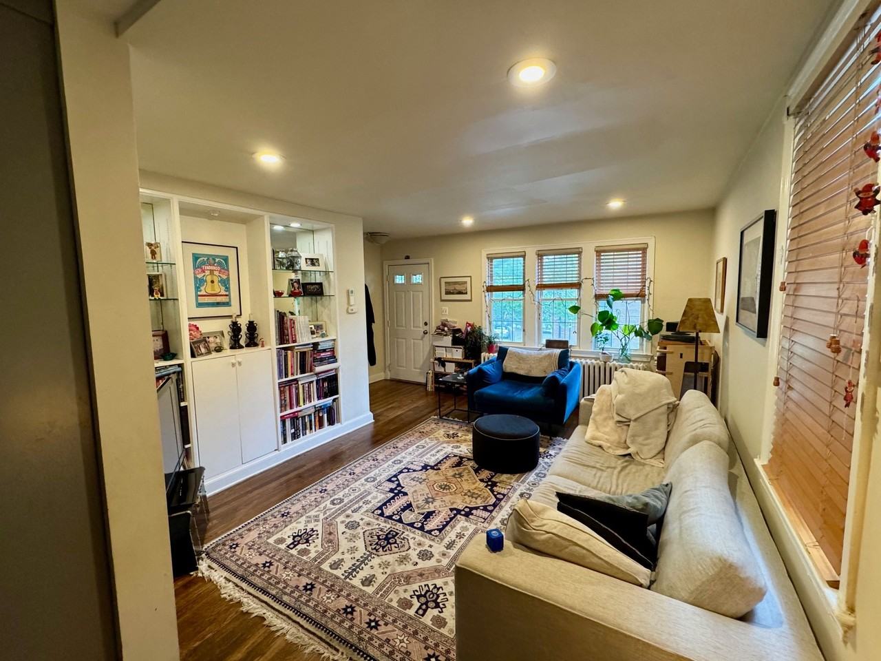 3446 Brown St Nw - Photo 3 of 20