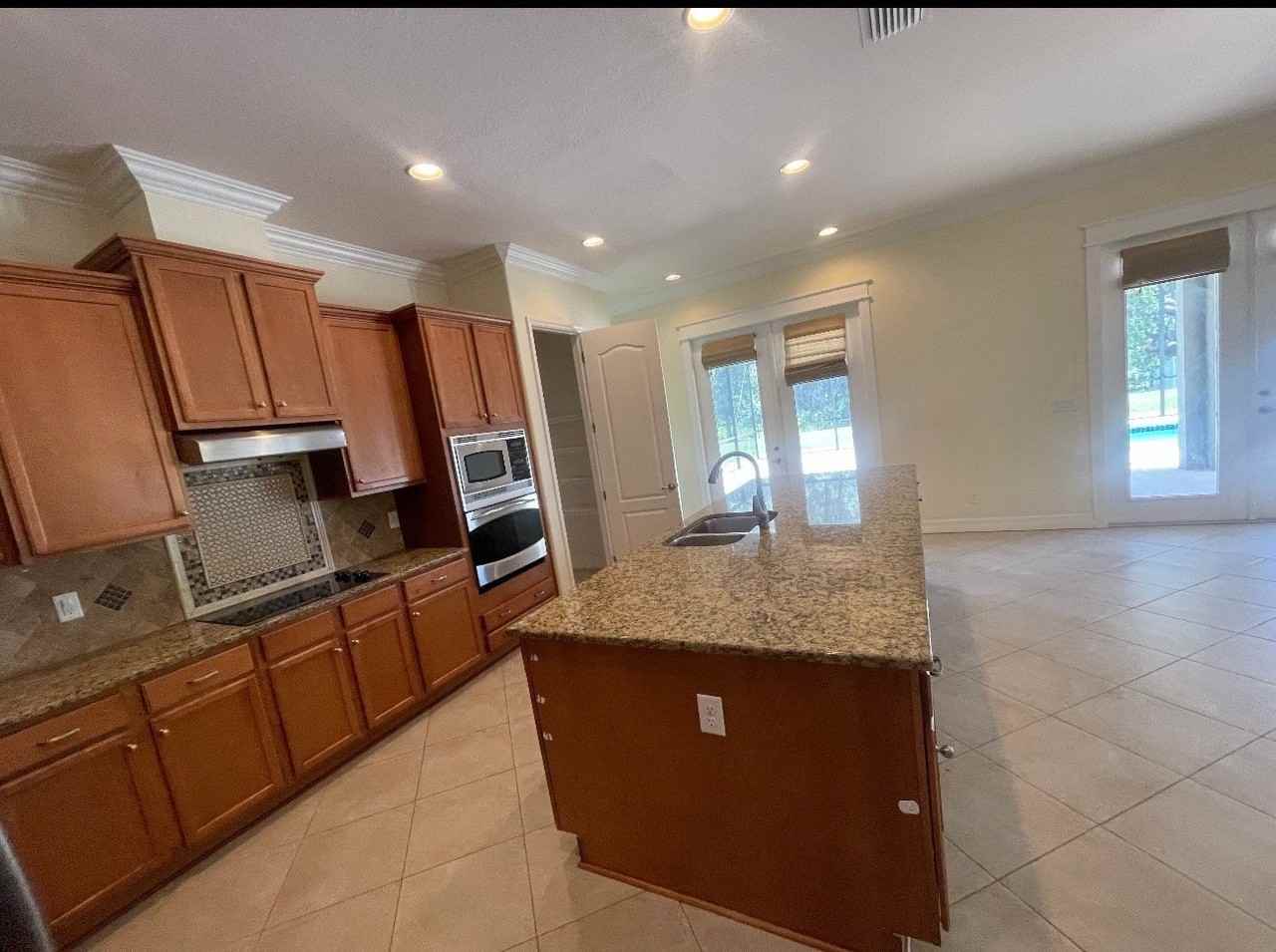 10531 Mistflower Ln - Photo 4 of 13