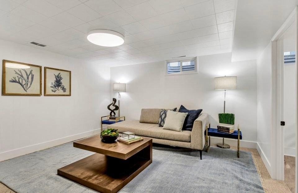 1612 Eastsouth - Photo 6 of 13
