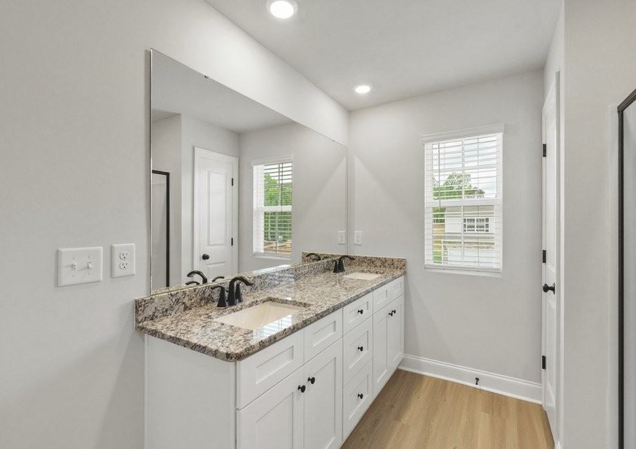 3634 Narrow Ln - Photo 7 of 16
