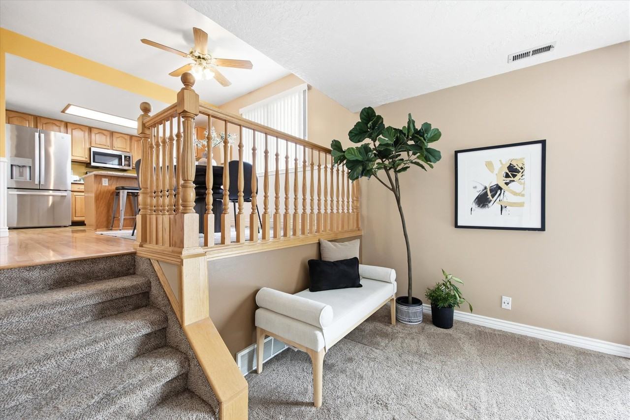 734 E Sandy Dunes Dr - Photo 6 of 20