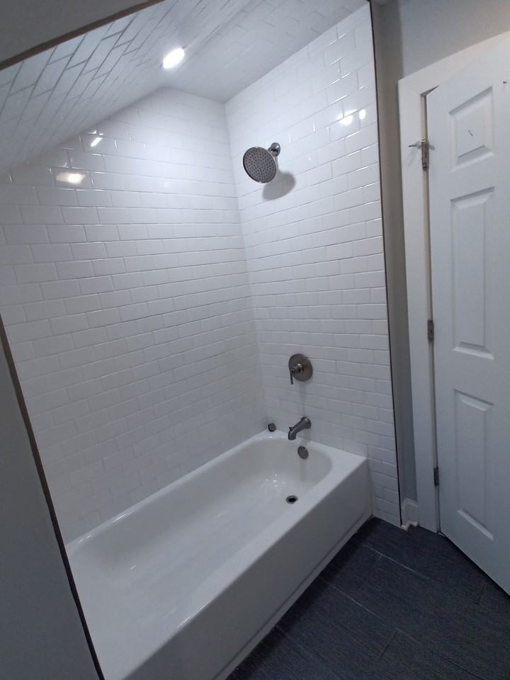 8 Billard St - Photo 4 of 15