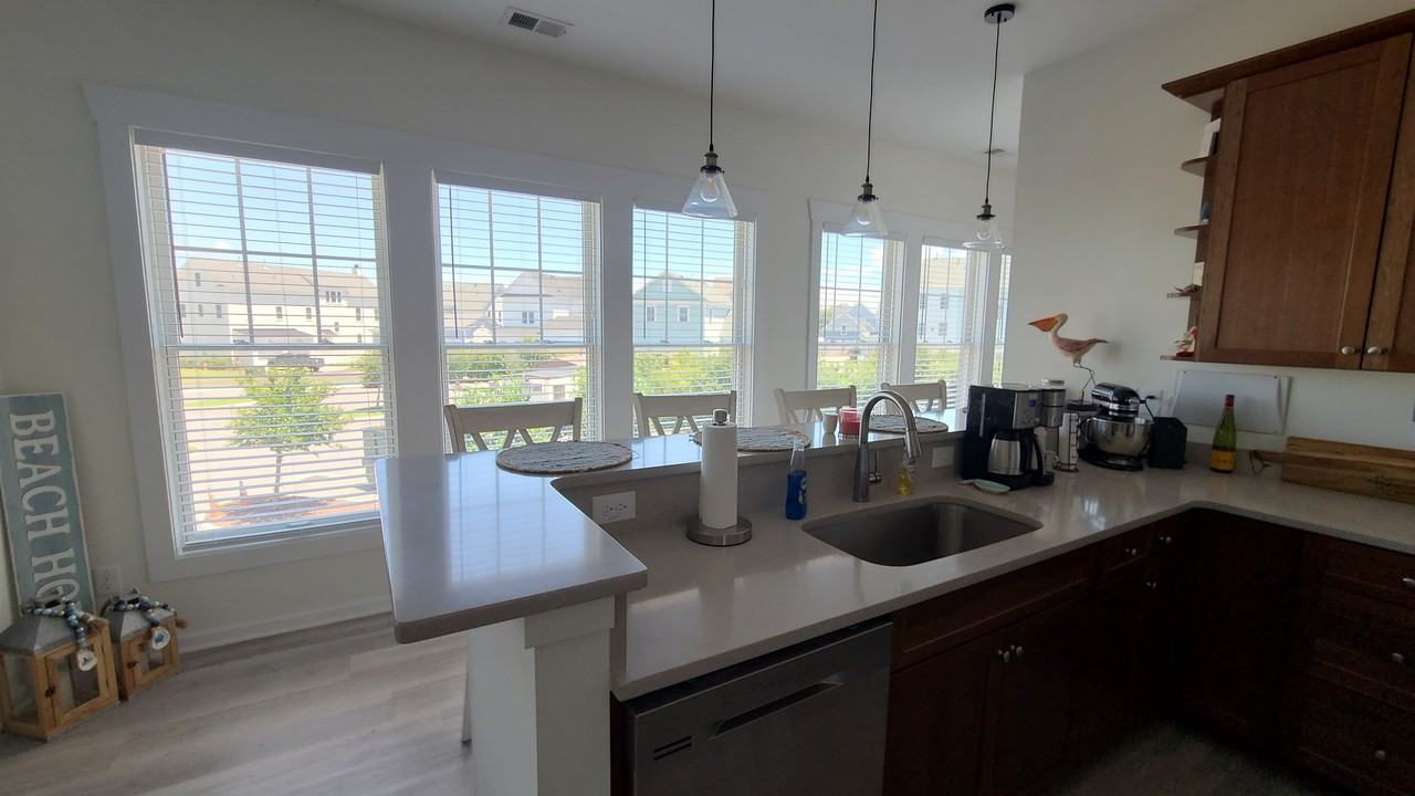 9650 Shore Dr #202 - Photo 7 of 19