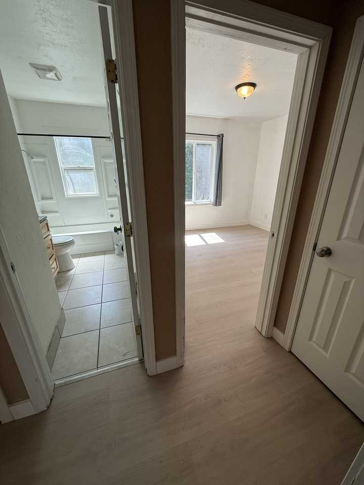 2316 4th Ave N #1 - Photo 5 of 45
