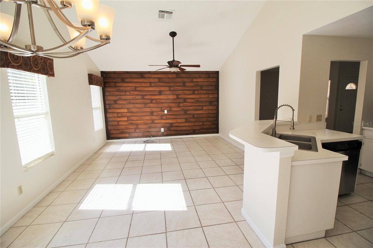 1309 Black Willow Trl #1 - Photo 3 of 13