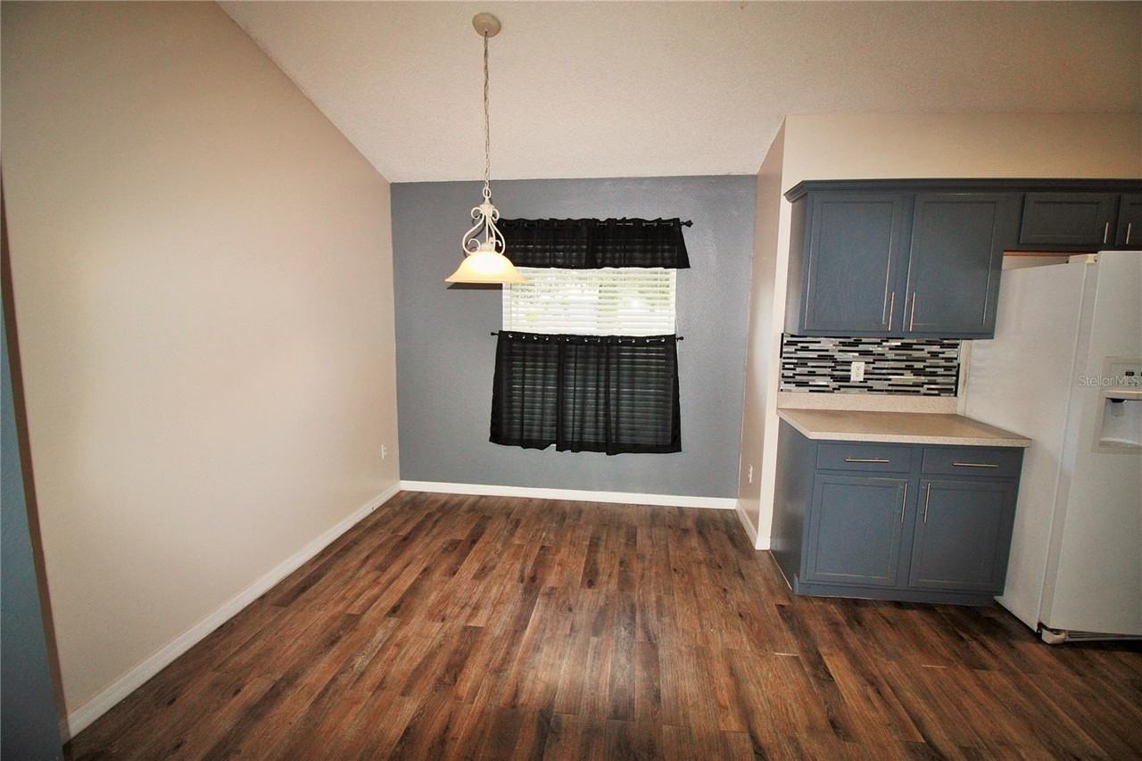 222 Churchill Ct #1 - Photo 5 of 14
