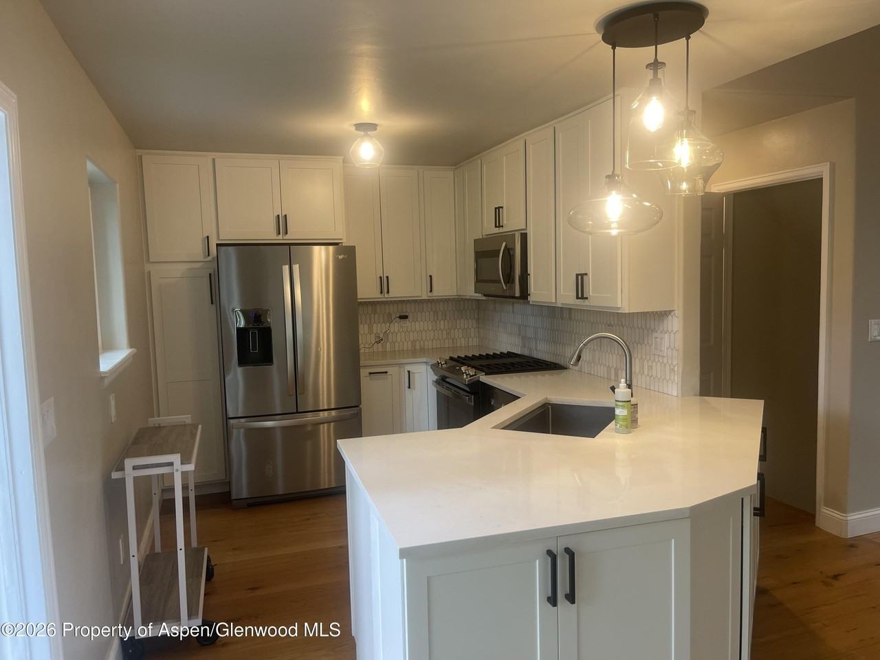 103 Rabbit Rd - Photo 4 of 9
