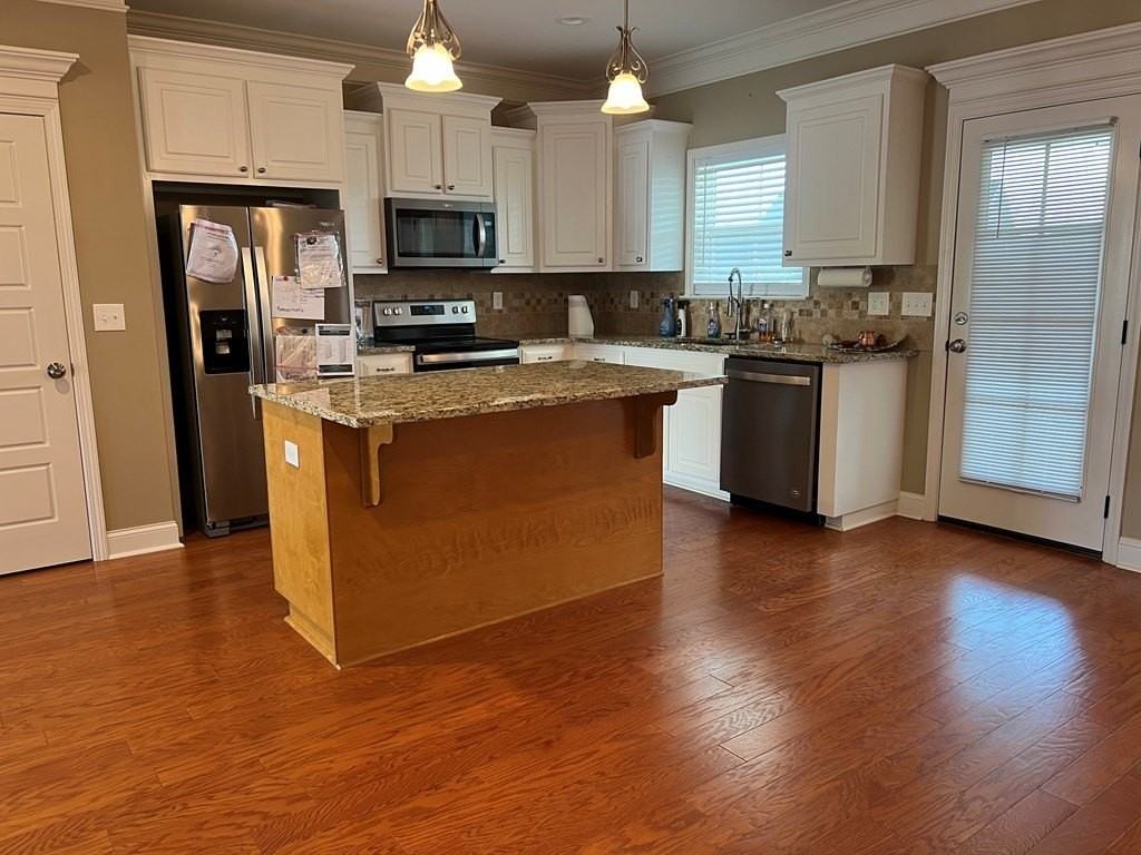 129 Hillridge Dr - Photo 4 of 14
