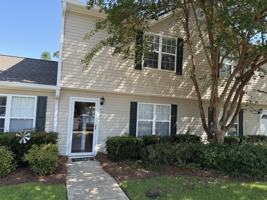 featured image of 640 Date Palm Cir