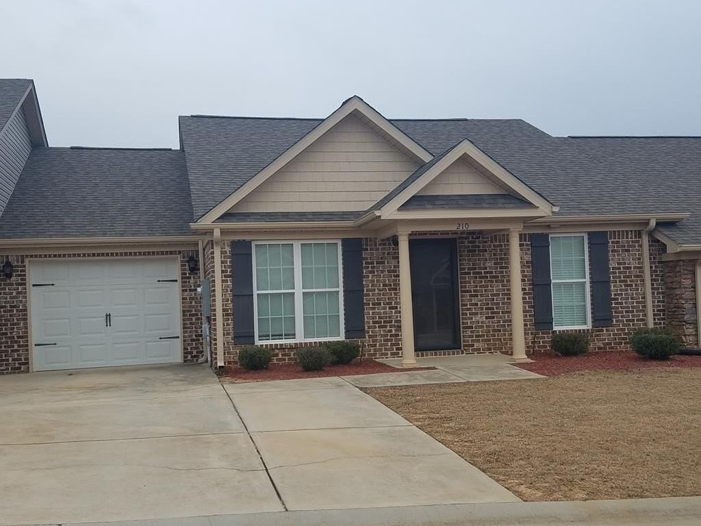 423 Tarsel Ct - Photo 3 of 14