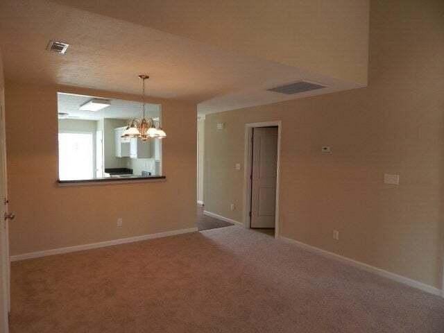 212 Bobwhite Dr - Photo 3 of 8