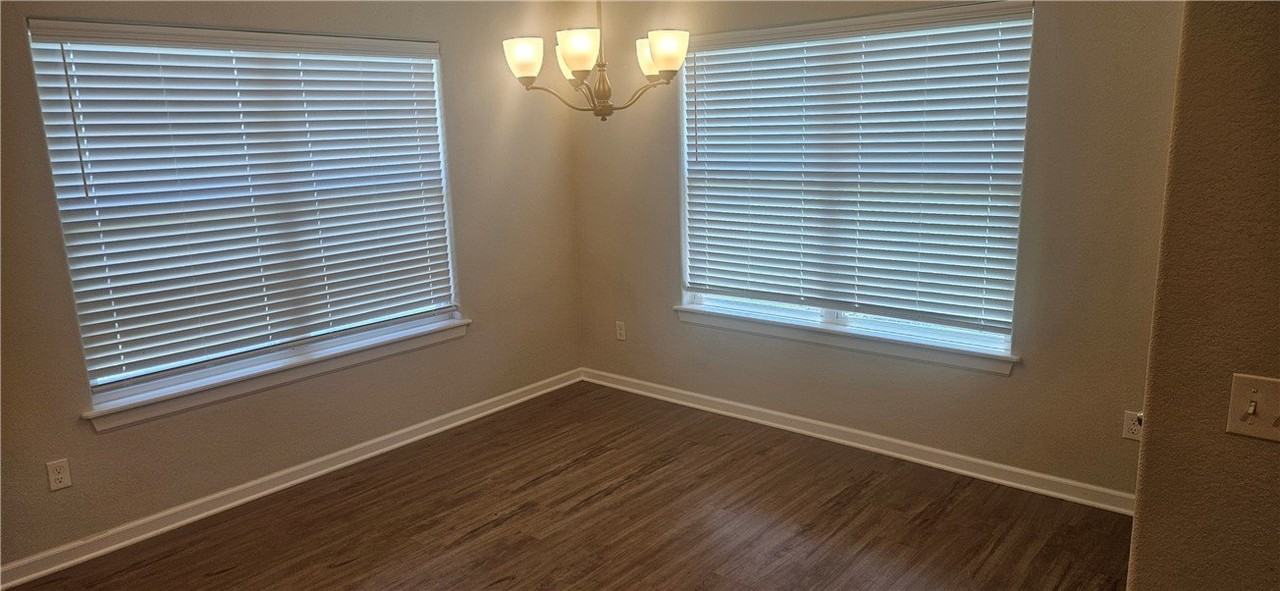 302 S Emerald Woods Run - Photo 5 of 17
