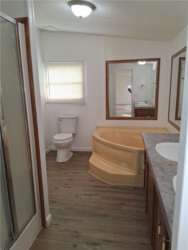 910 Sands Rd - Photo 6 of 11