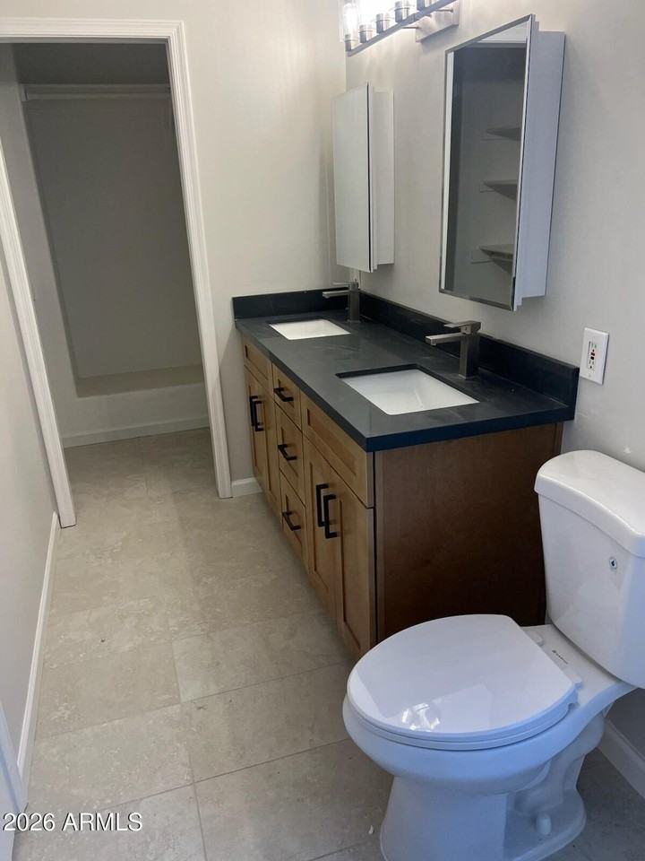 1125 W Sandy Banks - Photo 3 of 10