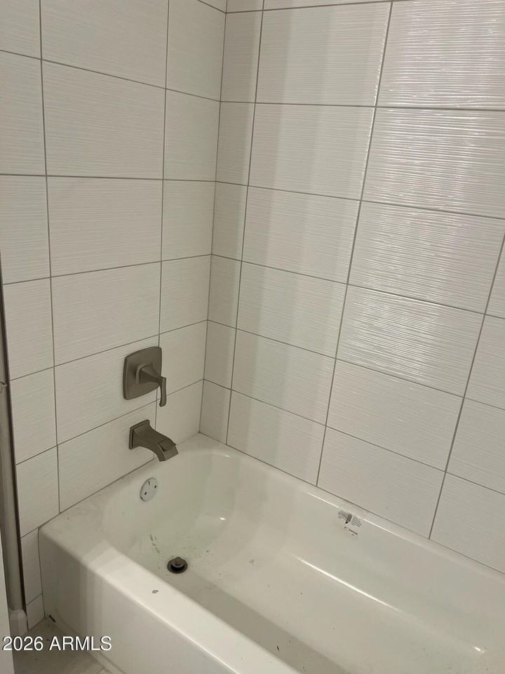 1125 W Sandy Banks - Photo 4 of 10