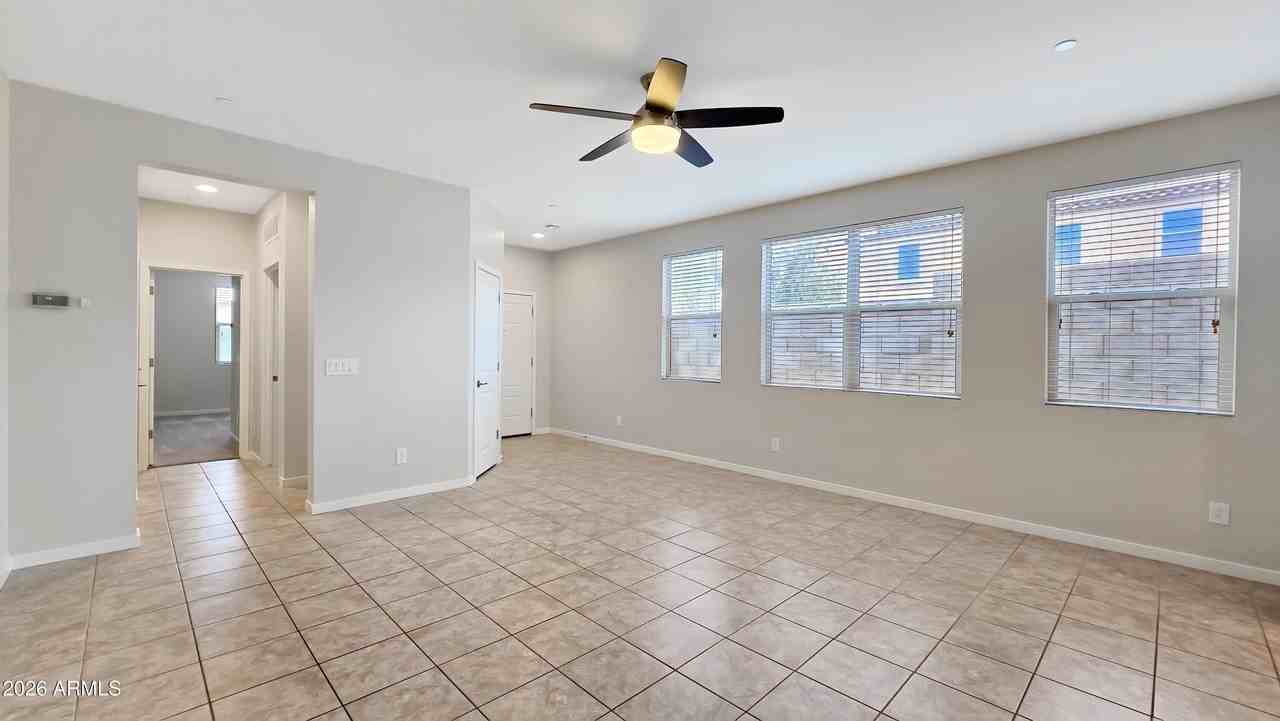 21398 W Holly St - Photo 3 of 35