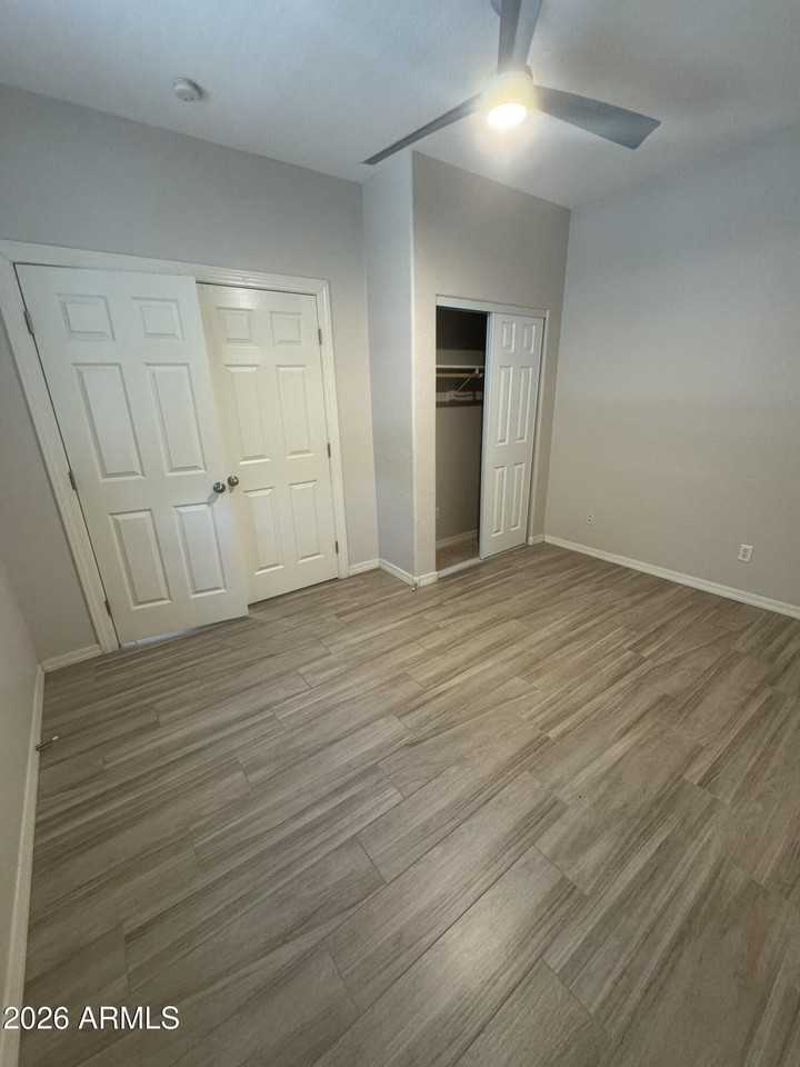 419 W Balsam Dr - Photo 5 of 32