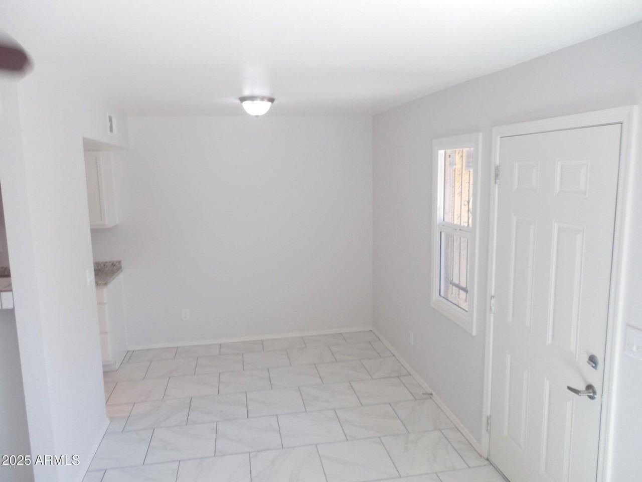 4712 E Broadway Rd - Photo 2 of 14