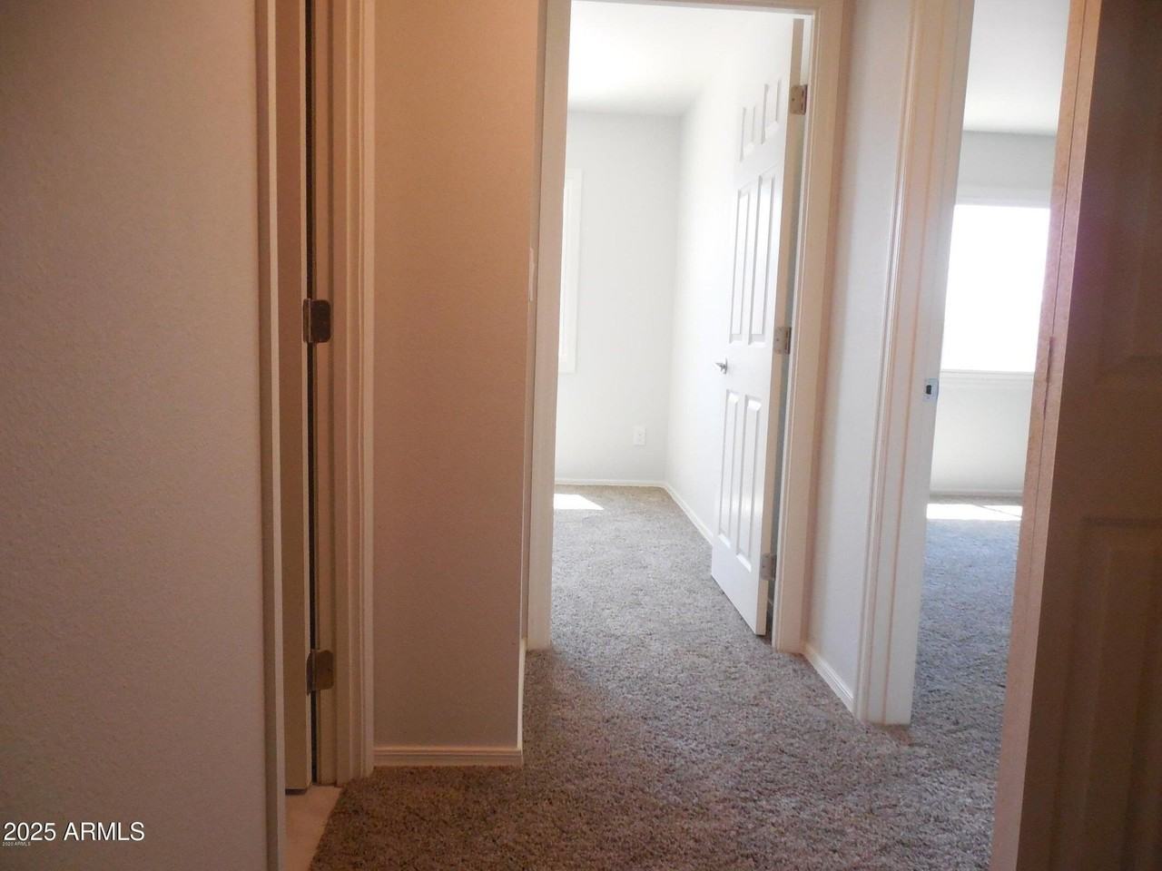 4712 E Broadway Rd - Photo 6 of 14